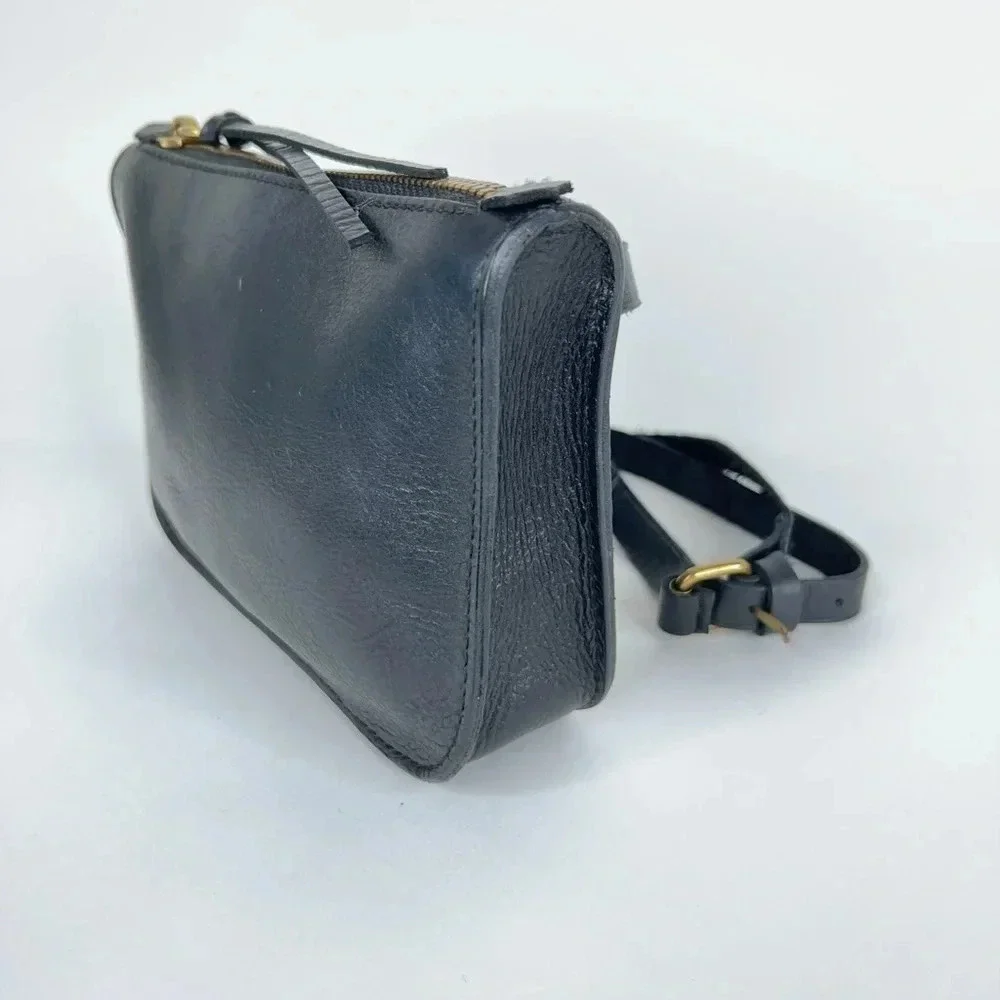 Madewell Simple Pouch Belt Bag Black Leather Neutral Adjustable Strap Small